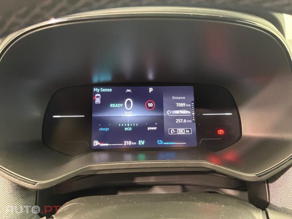 Renault Clio E-Tech full hybrid Techno