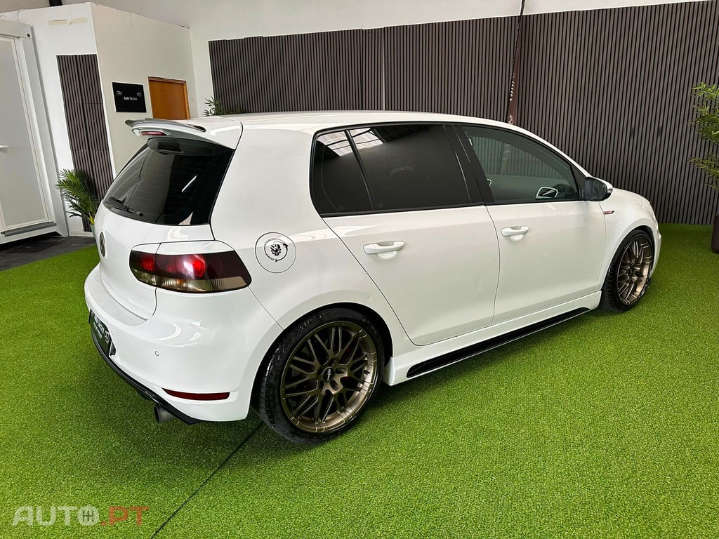 Volkswagen Golf VI GTI