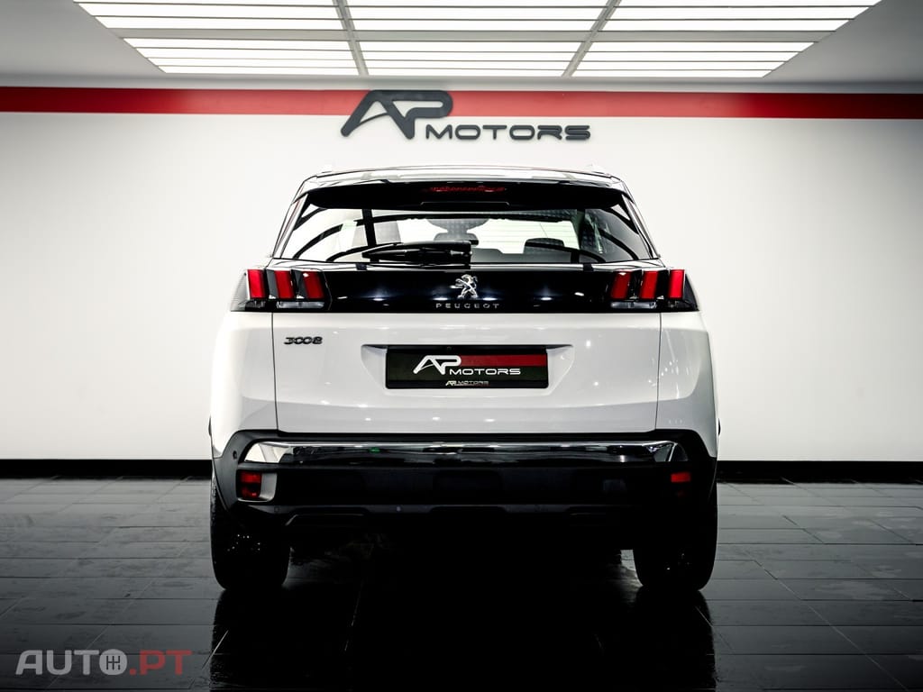 Peugeot 3008 1.5 BlueHDi Crossway EAT8