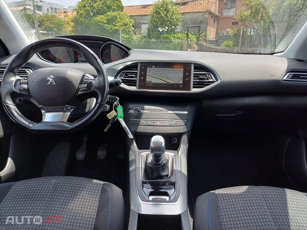 Peugeot 308 1.5 BlueHDi Style