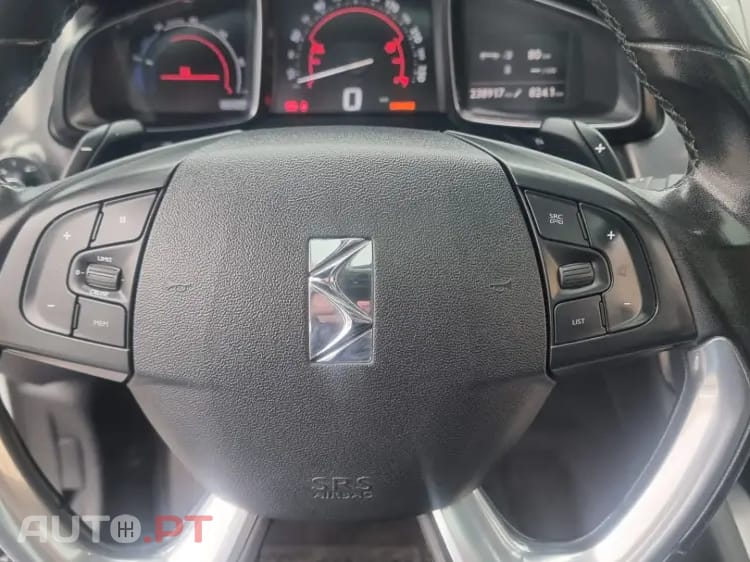 Citroen DS5 2.0 HDi Hybrid4 So Chic CMP6