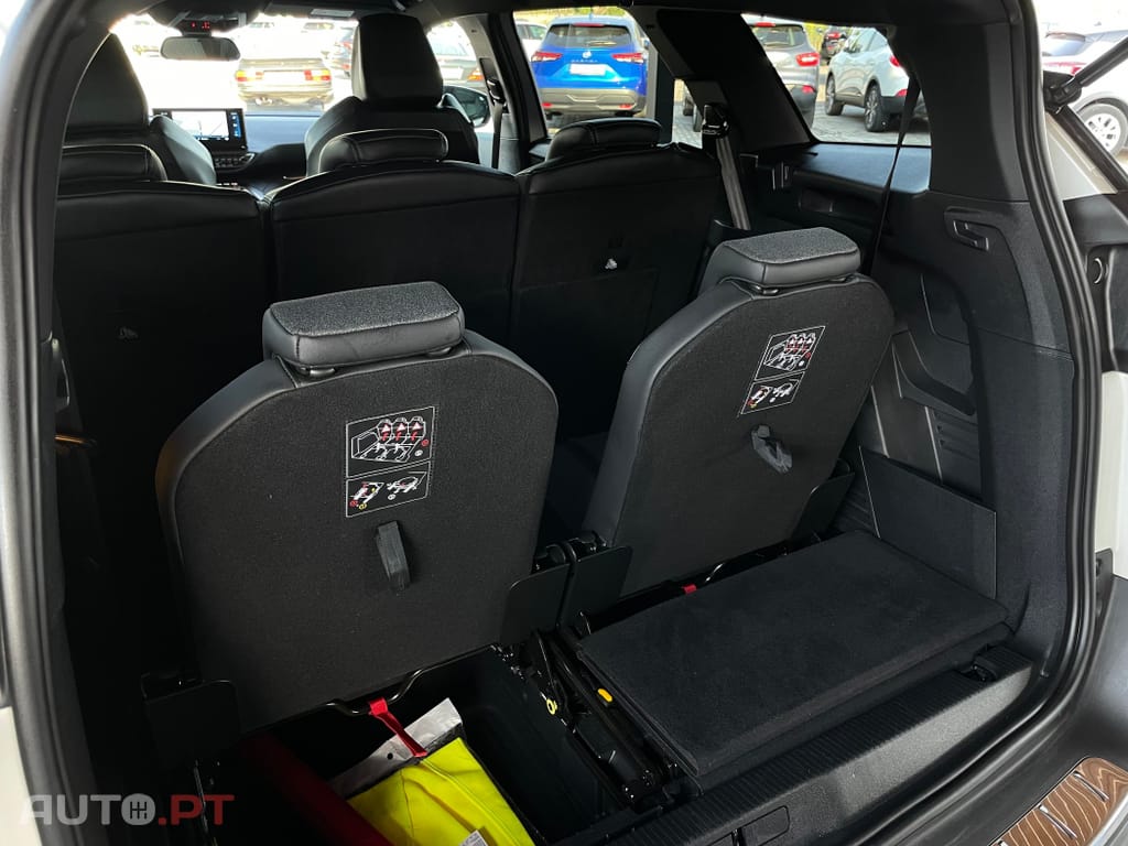 Peugeot 5008 1.2 PureTech Allure Pack EAT8