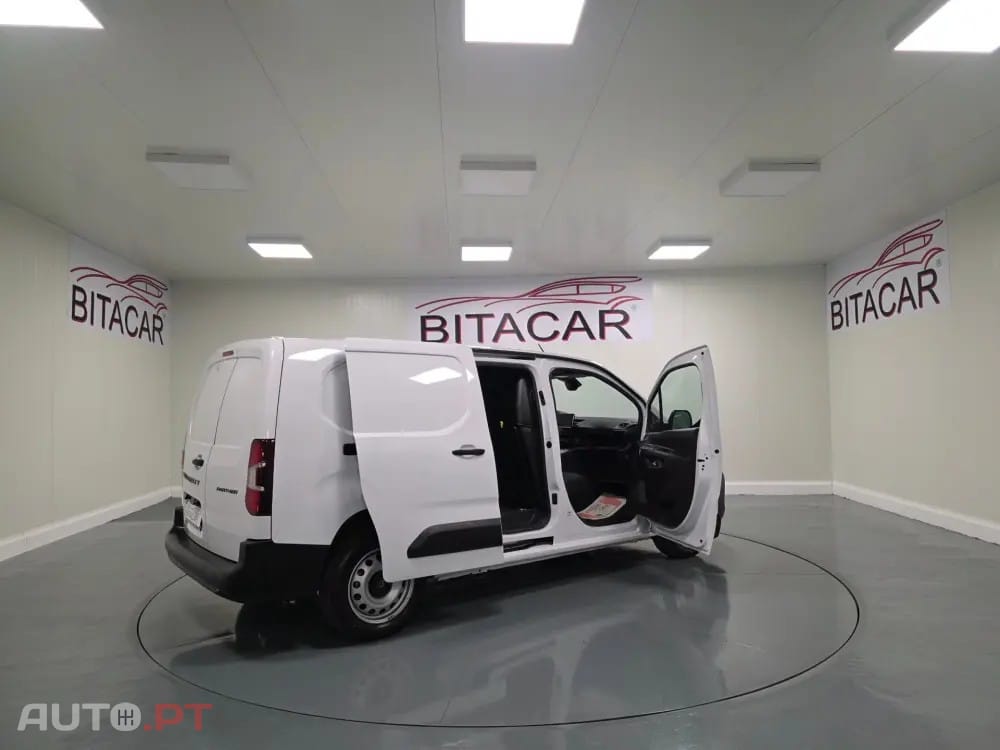 Peugeot Partner 1.5 BLUEHDI 100CV LONGA CAMARA TRASEIRA
