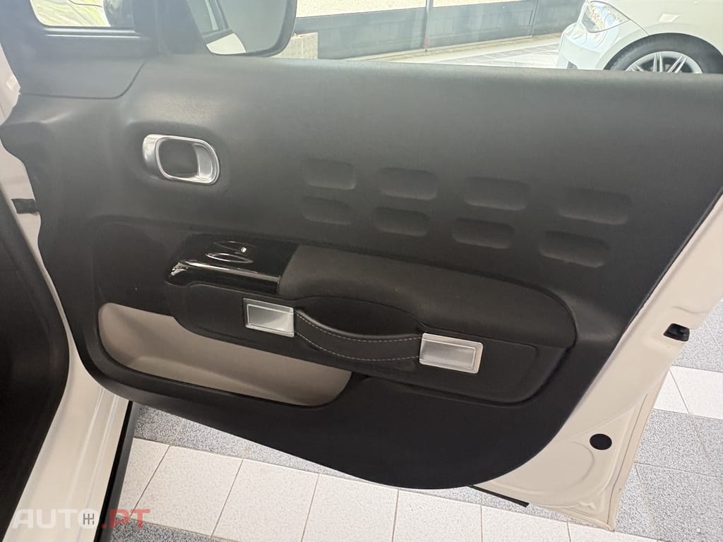 Citroen C3 1.2 PureTech Shine