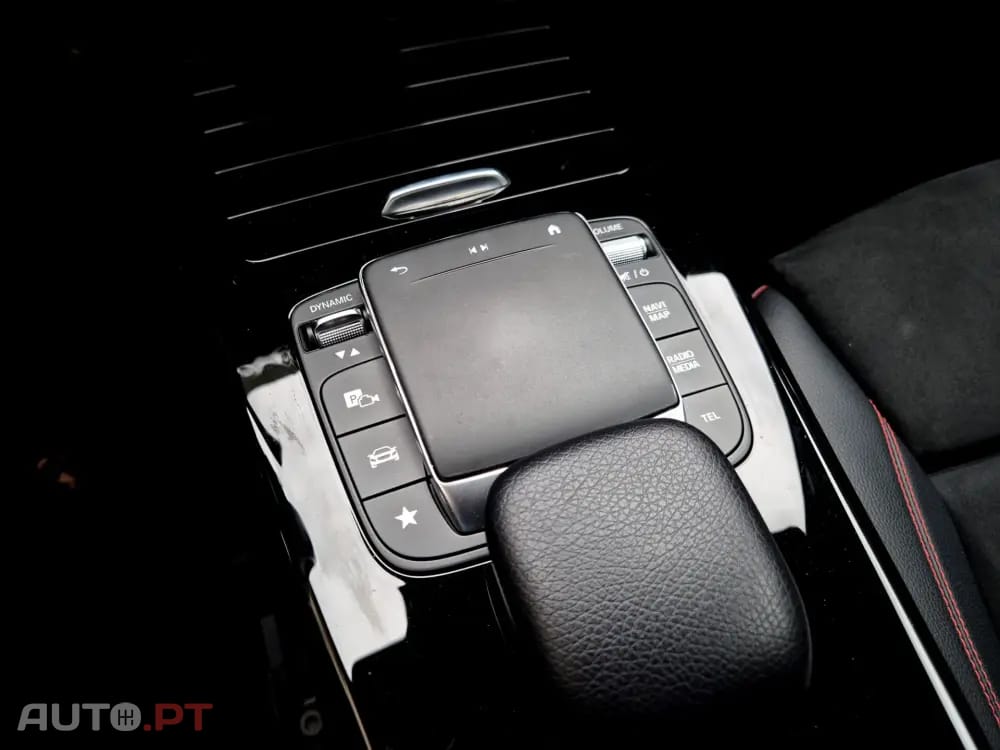 Mercedes-Benz CLA 250 e Shooting Brake AMG Line