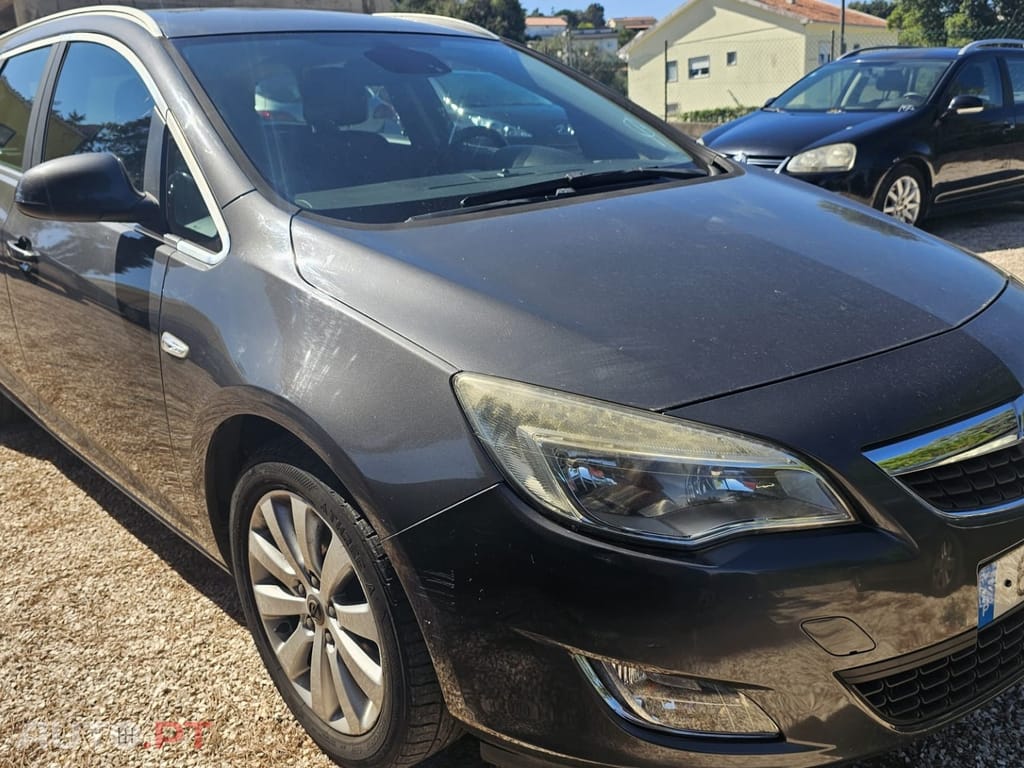 Opel Astra 1.7 CDTi Cosmo Start/Stop