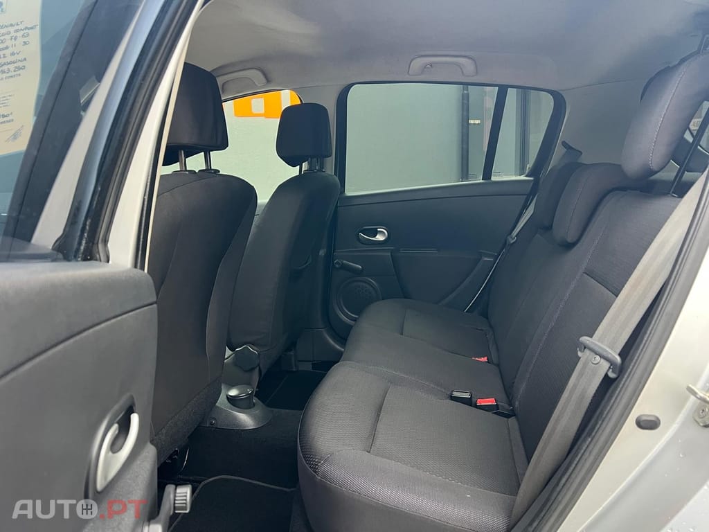Renault Clio 1.2 16V Dynamique