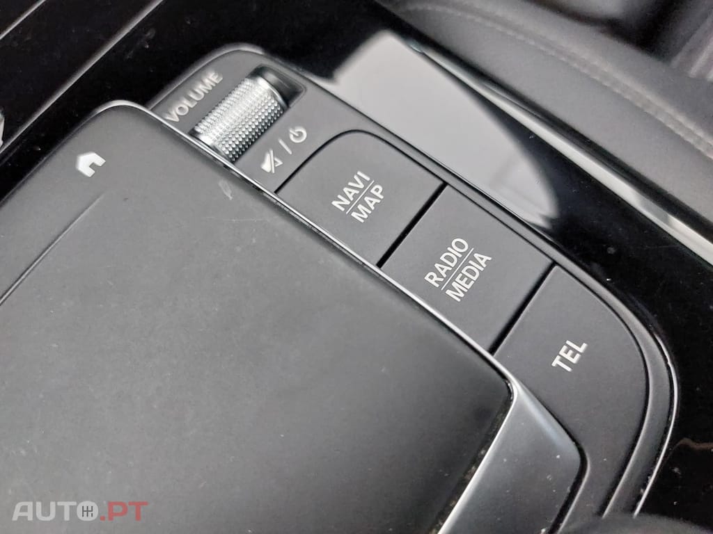 Mercedes-Benz A 250 e Progressive