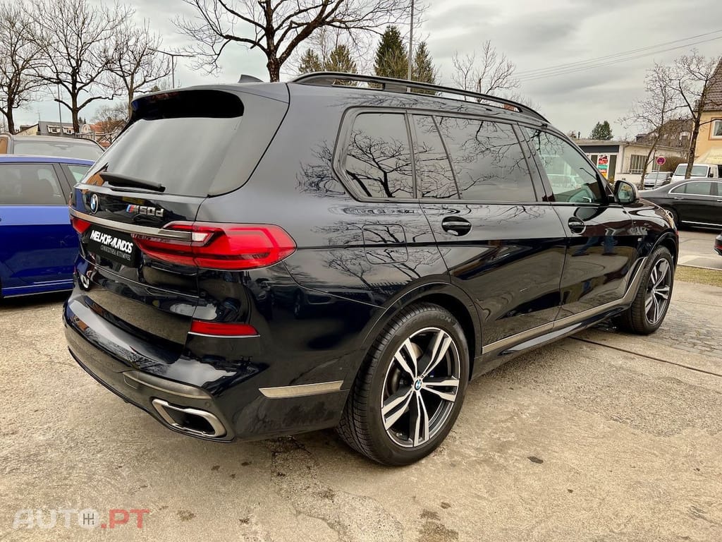 BMW X7 M50d