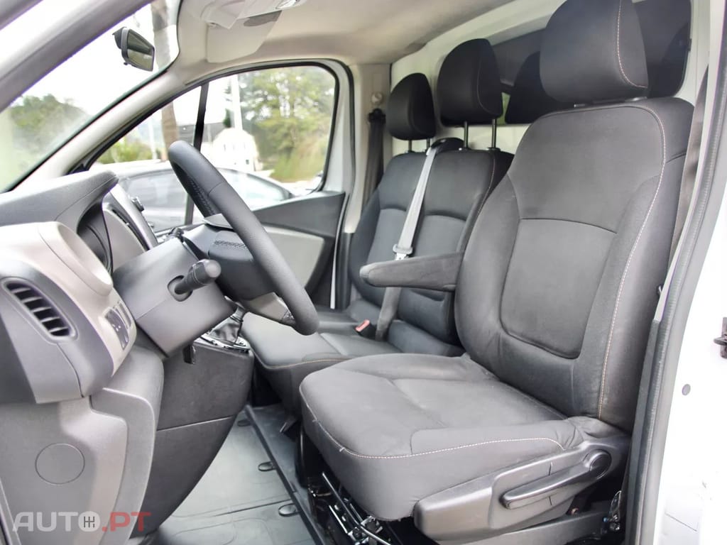 Renault Trafic TRAFIC 1.6 DCI TÉRMICA L2H1 - IVA DEDUTÍVEL