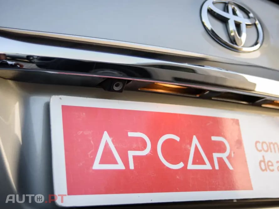 Toyota Avensis SD 2.0 D-4D Exclusive