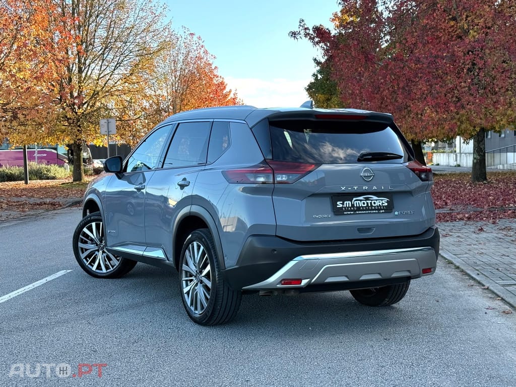 Nissan X-Trail 1.5 e-Power Tekna+ 7L e-4force