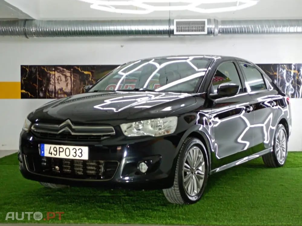 Citroën C-Elysée 1.6 BlueHDi Exclusive — fotografia 3