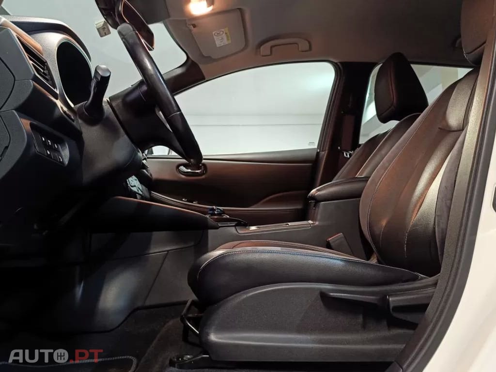 Nissan Leaf N-Connecta Full Led