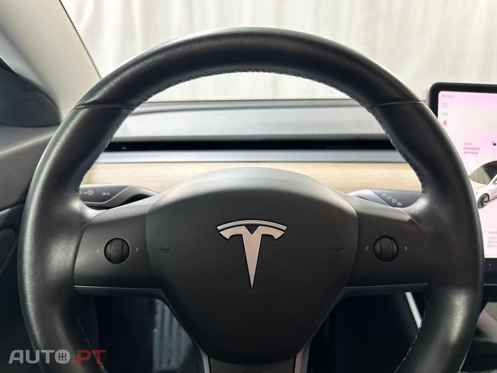 Tesla Model 3 Long-Range Dual Motor AWD