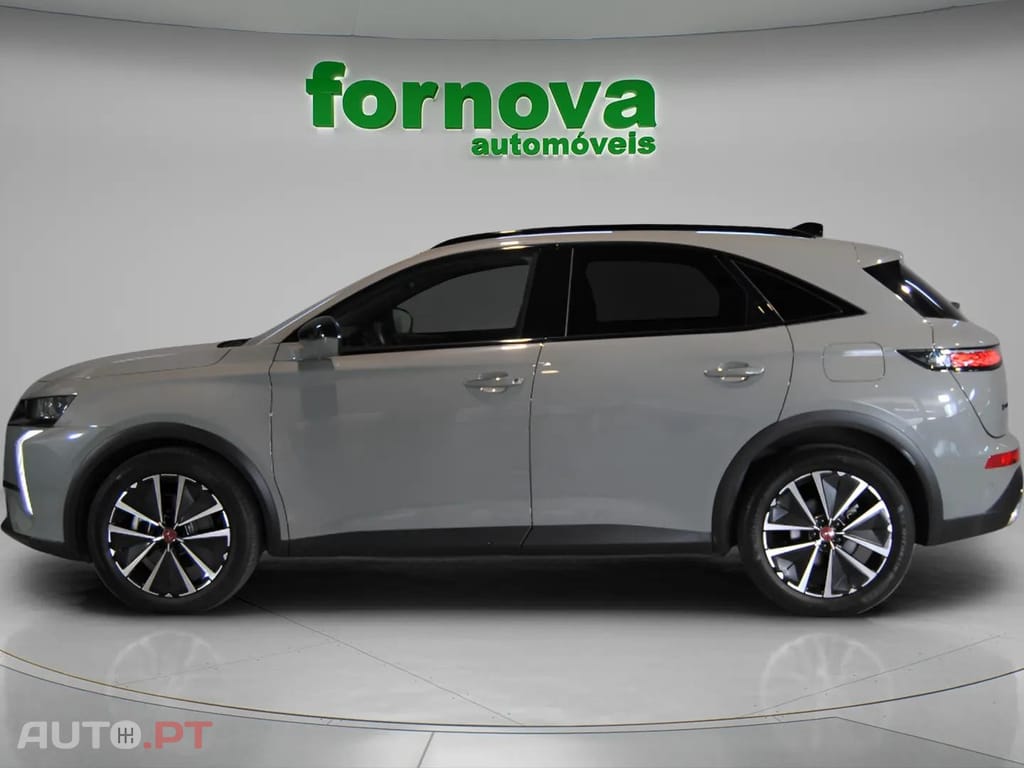 DS DS7 E-Tense Performance Line