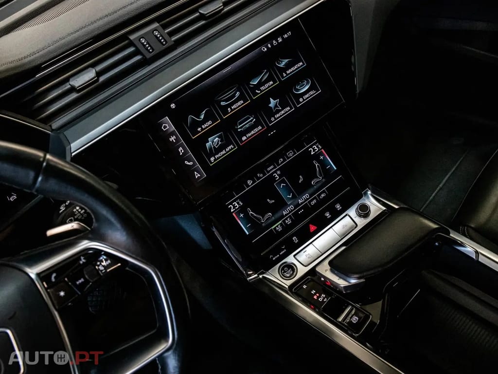 Audi E-Tron I.V.A DEDUTÍVEL  55 S LINE