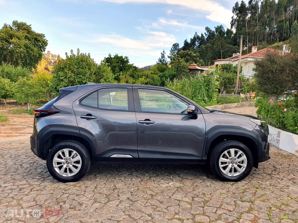Toyota Yaris Cross 1.5 VVT-i Hybrid Dynamic Force Comfort Plus