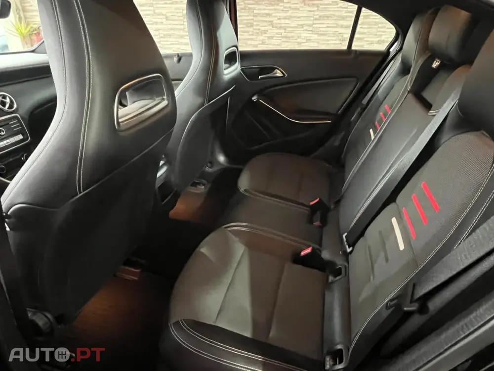 Mercedes-Benz A 180 d AMG Line