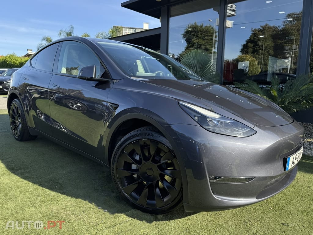 Tesla Model Y Long Range Tração Integral