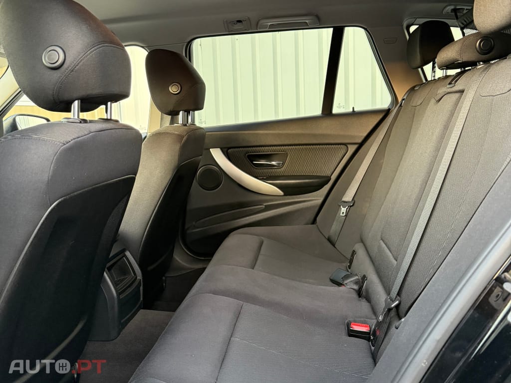 BMW 318 d Touring Line Modern