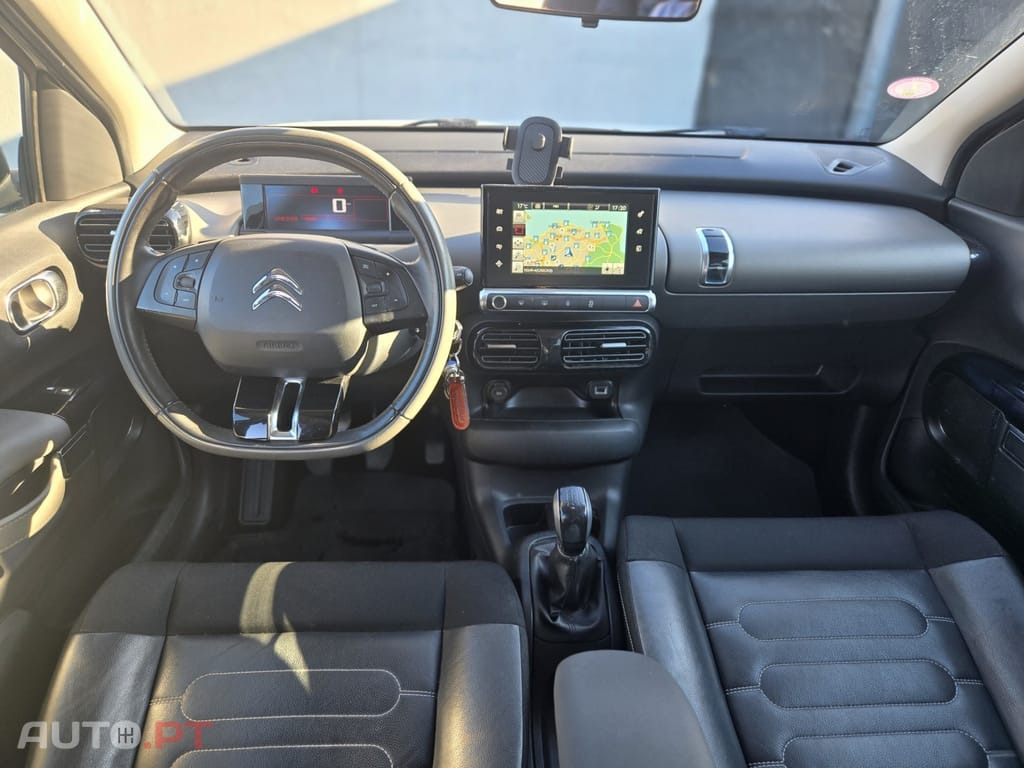 Citroen C4 Cactus Pure Tech 110 Stop&Start Selection