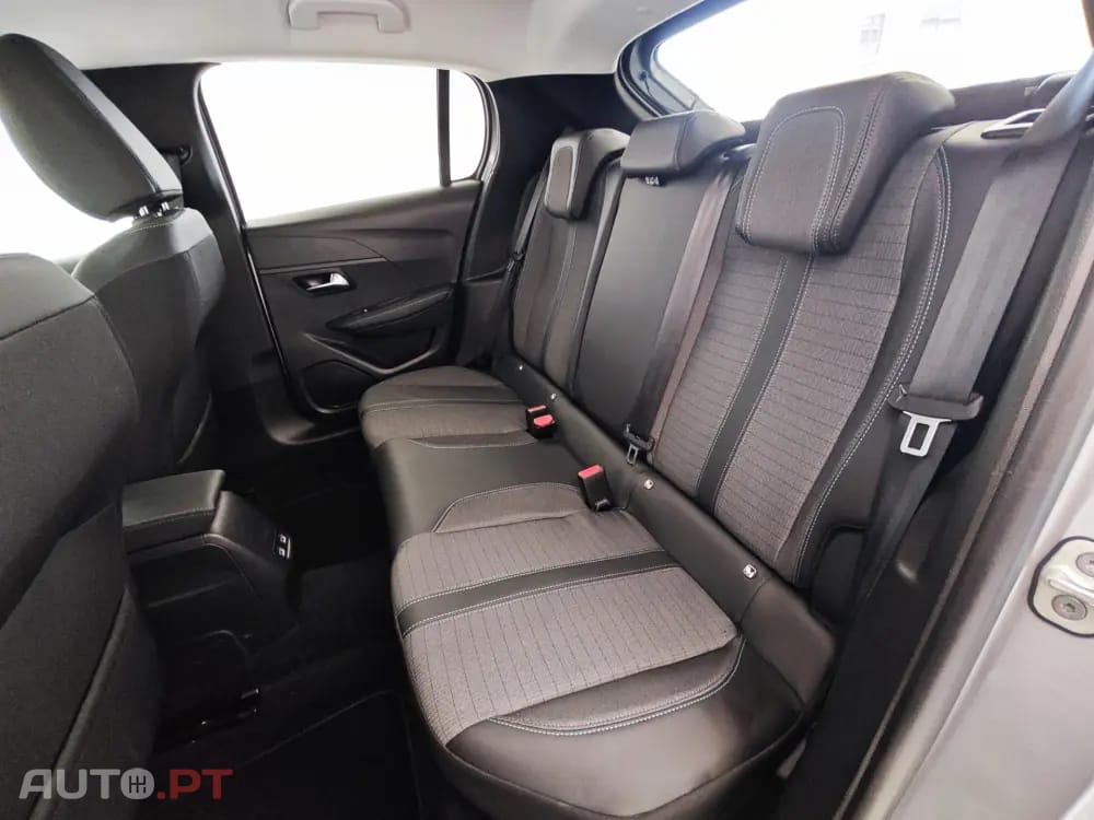 Peugeot 208 1.2 PureTech Allure Pack