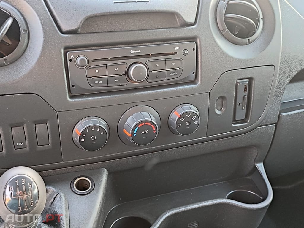 Renault Master 2.3 dCi L2H2 3.5T — fotografia 8