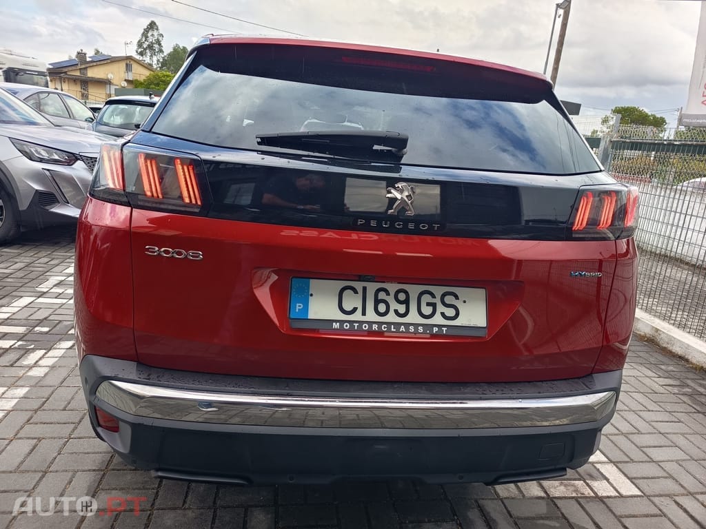 Peugeot 3008 1.6 Hybrid Allure e-EAT8