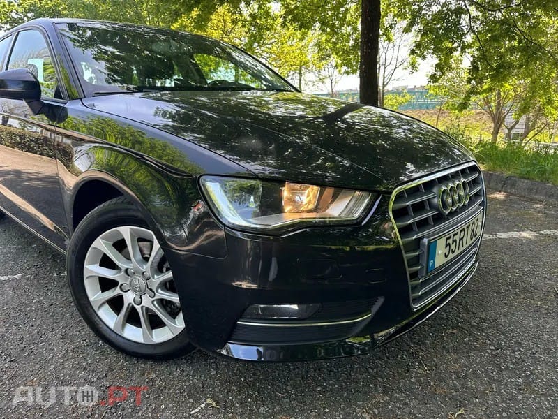 Audi A3 Sportback 1.6 TDi Business Line Attraction S tronic