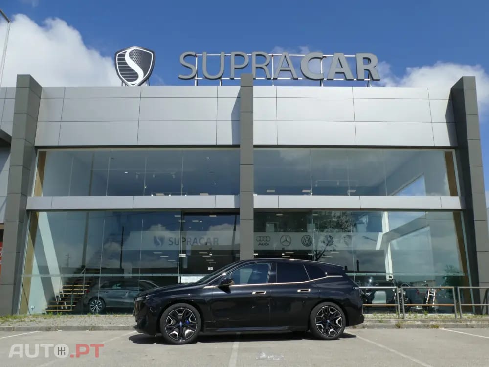 BMW iX xDrive 40 Pack Desportivo