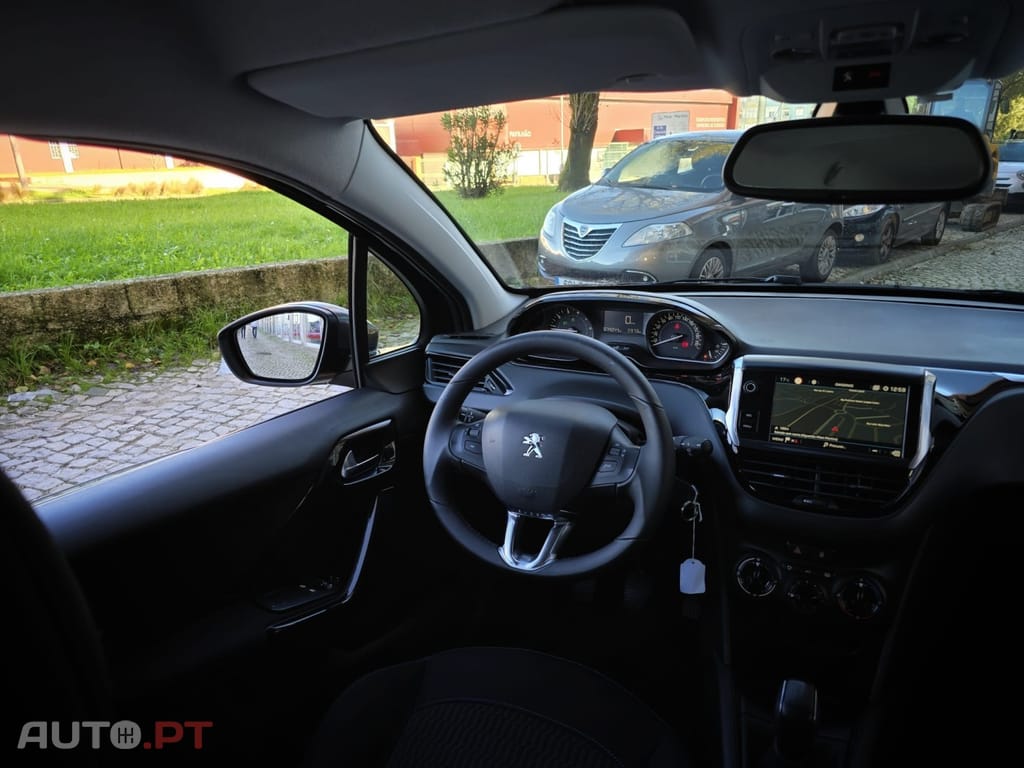 Peugeot 208 1.2 PureTech Active