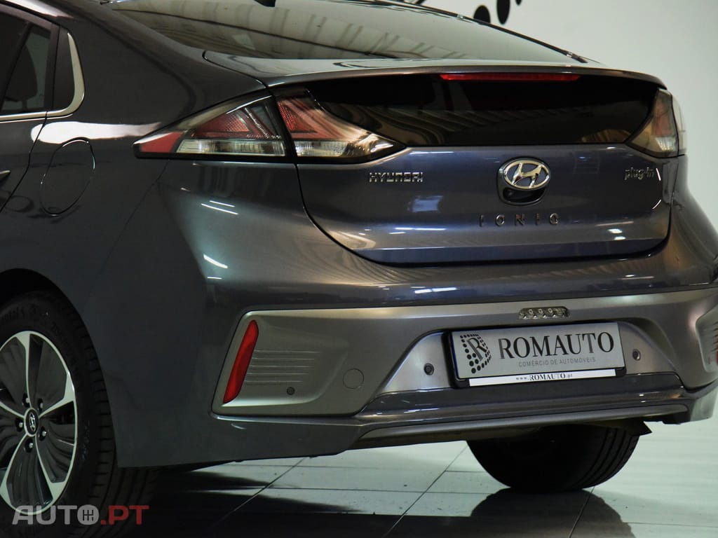 Hyundai Ioniq 1.6 GDI PHEV