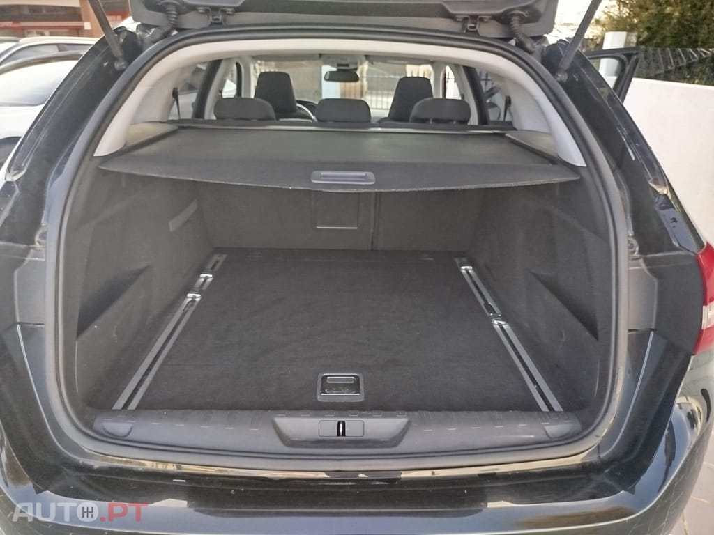 Peugeot 308 SW 1.6 BlueHDi Allure J17