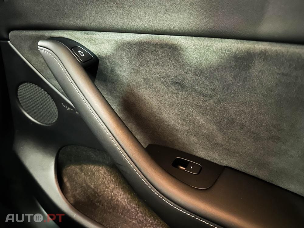 Tesla Model Y Long Range Dual Motor AWD