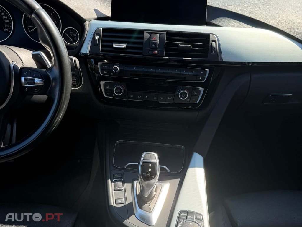 BMW 320 d Touring Pack M Auto