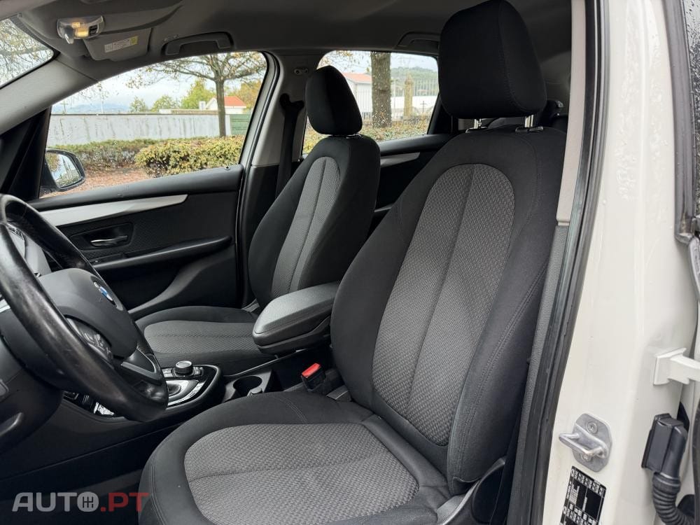 BMW 216 d Advantage Auto