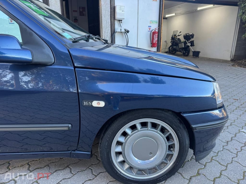 Renault Clio 1.8 16V