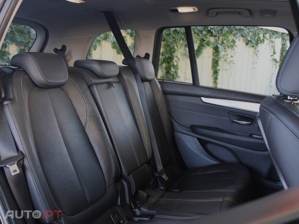 BMW 220 Gran Tourer d 7Lugares Line Sport Auto