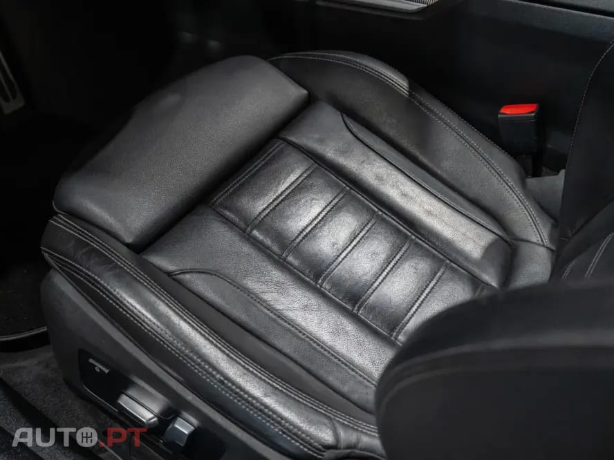 BMW 420 i Pack Desportivo M Auto