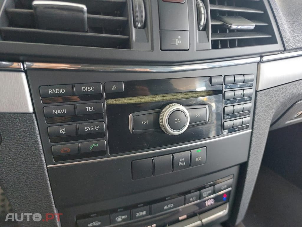 Mercedes-Benz E 220 CDI Avantgarde BlueEfficiency