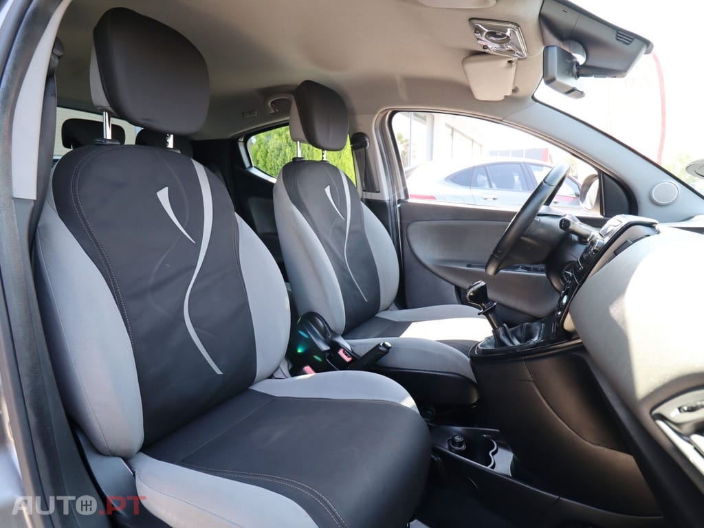 Lancia Ypsilon 1.2 S&S Fashion
