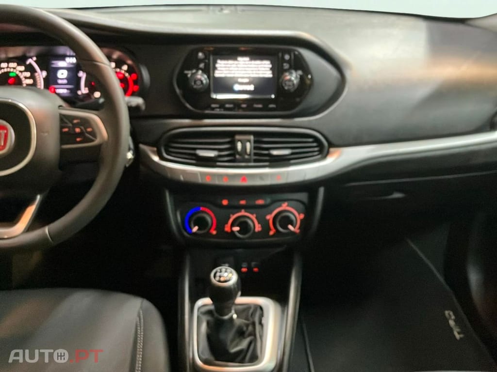 Fiat Tipo 1.3 M-Jet Lounge