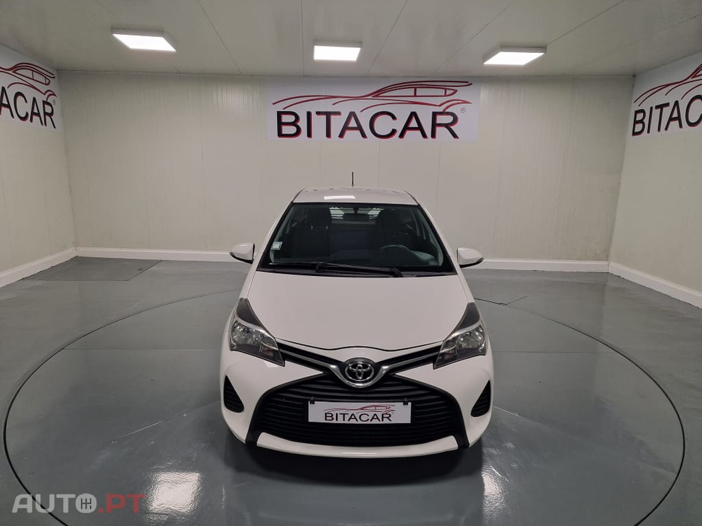 Toyota Yaris BIZZ 1.4 D-4D 90CV IVA DEDUTIVEL