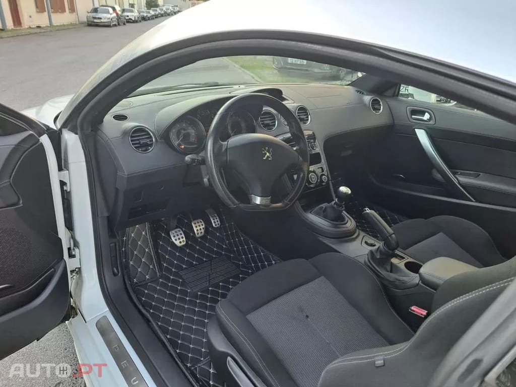 Peugeot RCZ 1.6 200 THP Onyx