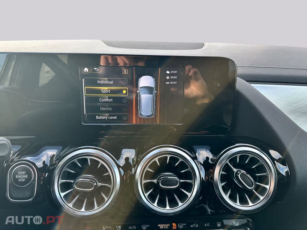 Mercedes-Benz B 250 I.V.A DEDUTIVEL e AMG Line Night