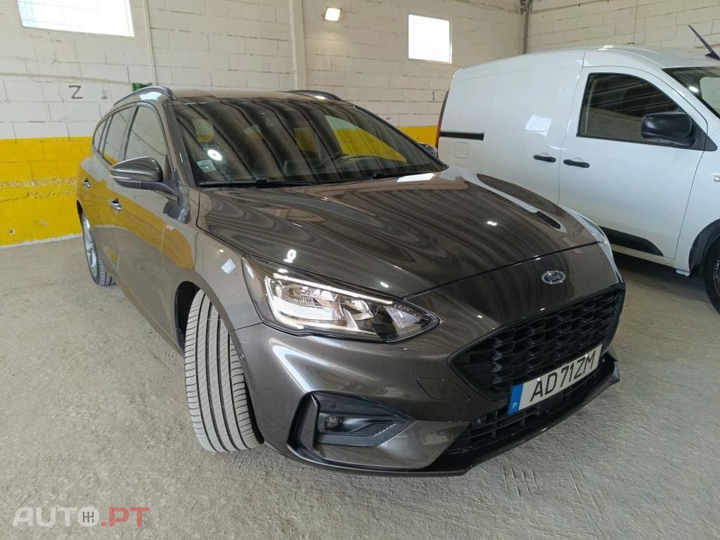 Ford Focus SW 1.0 EcoBoost MHEV ST-Line