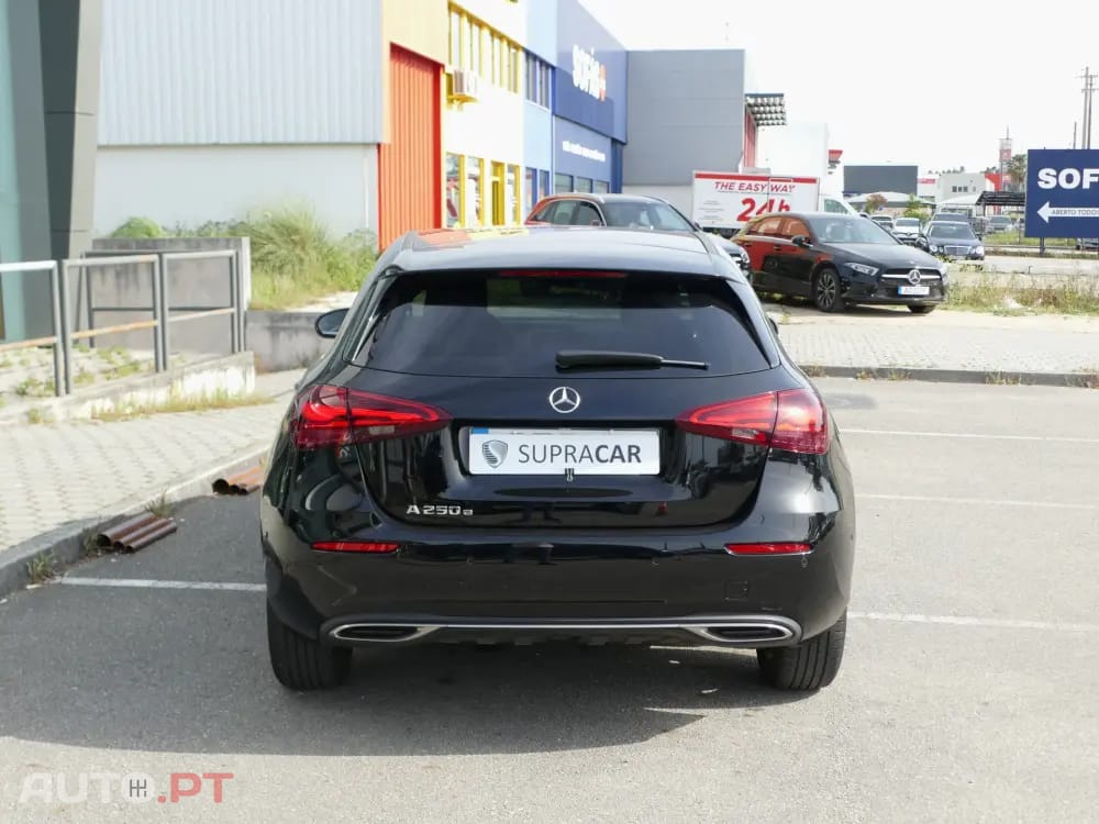 Mercedes-Benz A 250 e Progressive