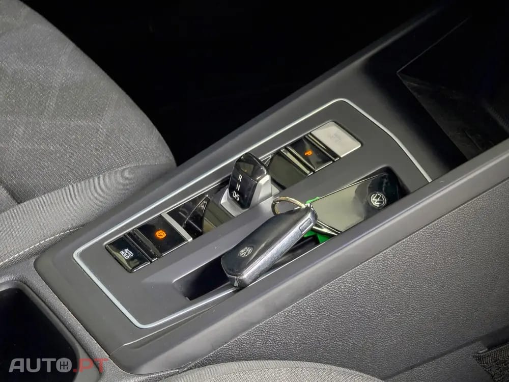 Volkswagen Golf Variant 1.0 eTSI OPF DSG Life