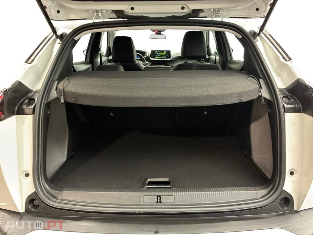 Peugeot 2008 1.2 PureTech Allure Pack